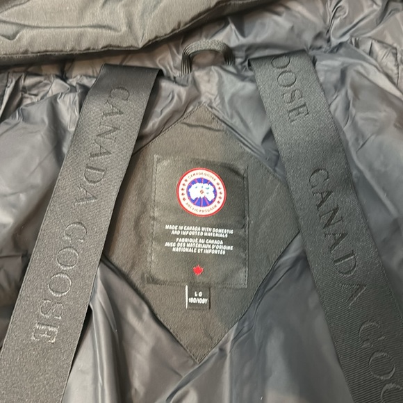 Canada Goose MacMillan Hooded Parka - Picture 17 of 17